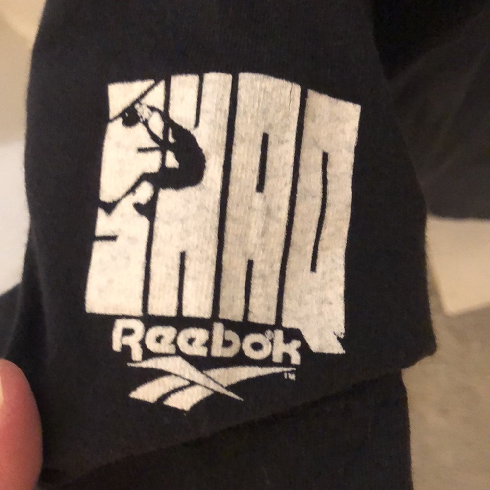 Vintage 1990 Shaq Stylish Black Graphic T-Shirt - Picture 3 of 6